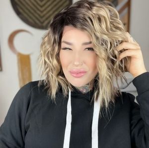 Lace front Rebel gypsy wig. (Living legend)